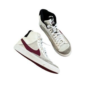 Nike Blazer Mid 77 Sneakers